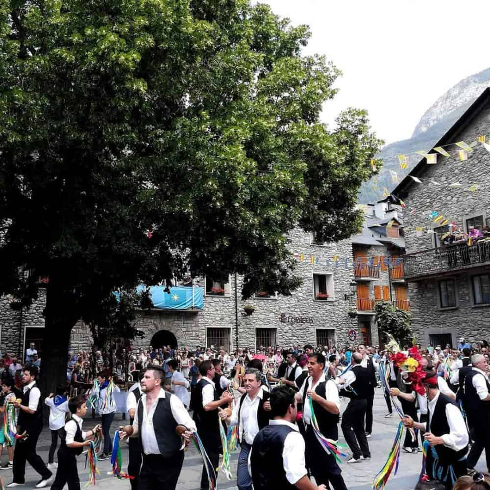 imagen fiestas patronales Valle de Benasque Huesca